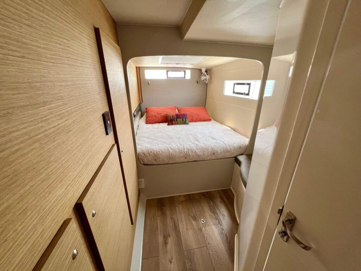 2021-vision-44-4-9ca344