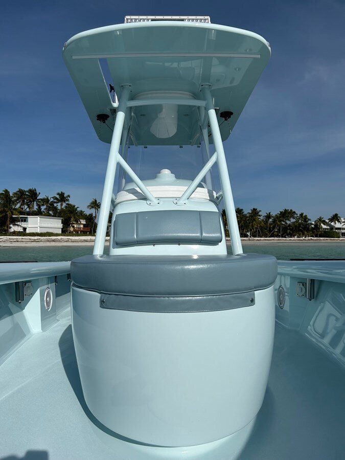 2021-winter-custom-yachts-24-1-f0b15b