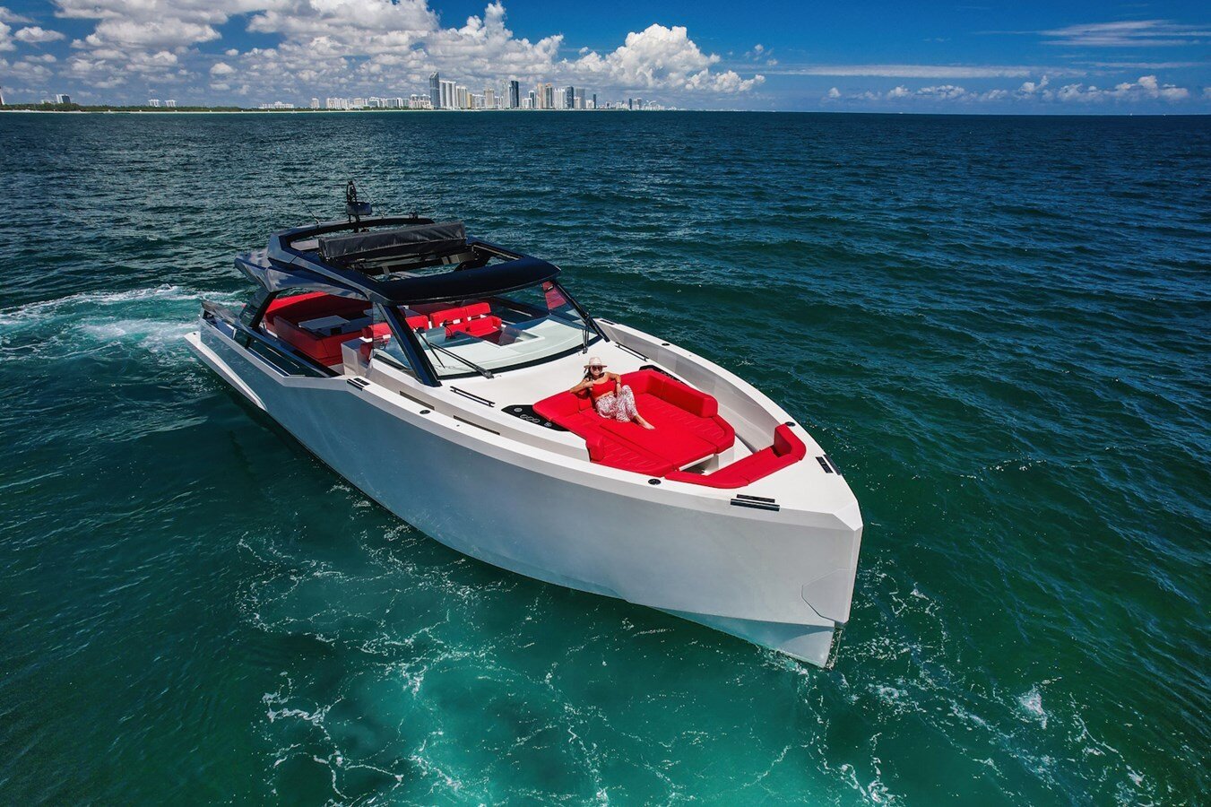 2022-alia-yachts-57-476b68