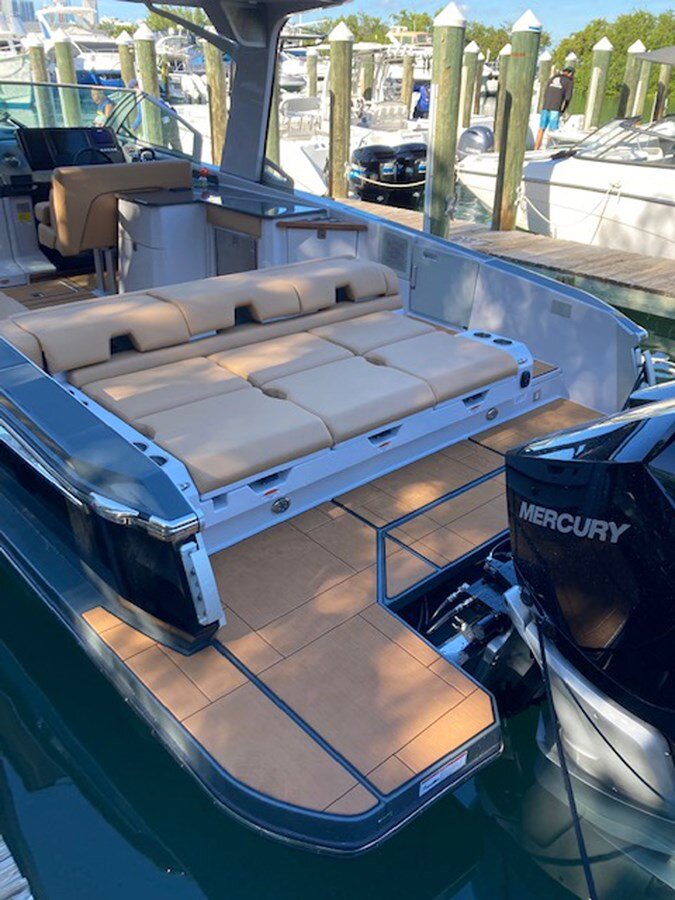 2022-aviara-32-65b505