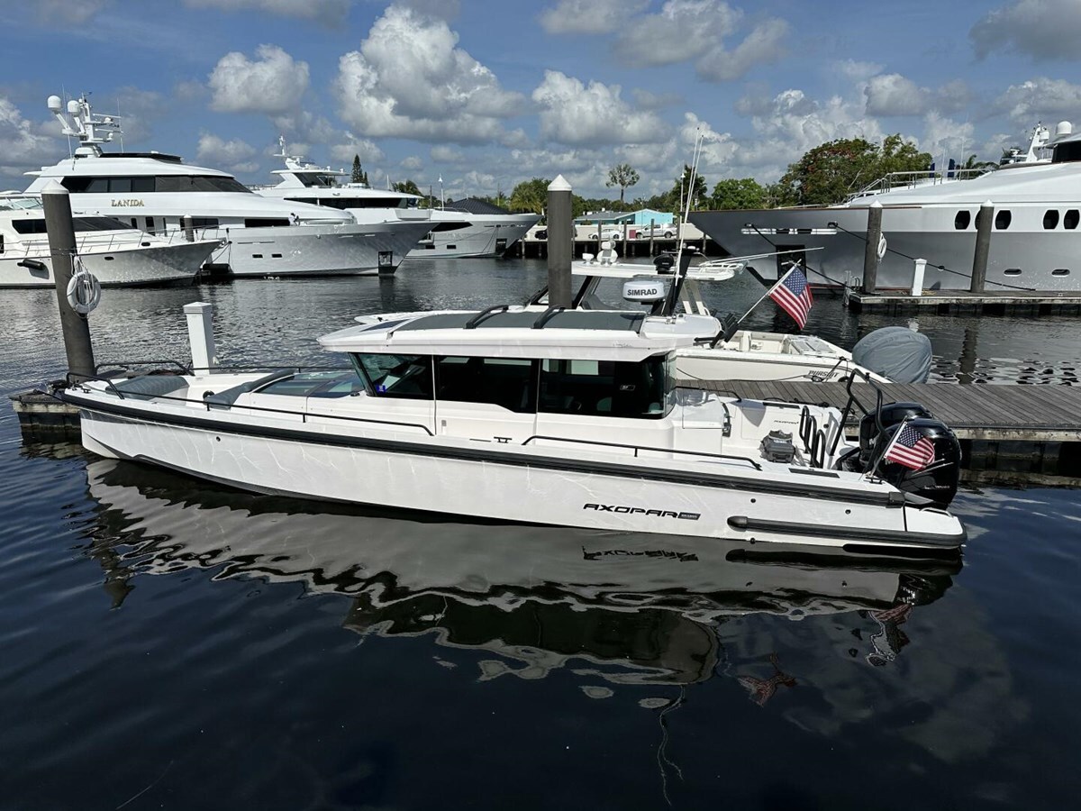 2022-axopar-37-144bef