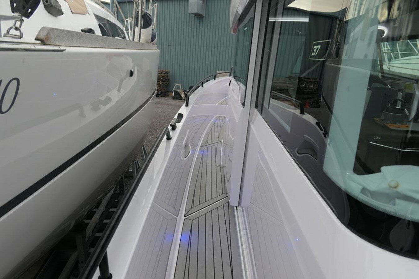 2022-axopar-39-785cea