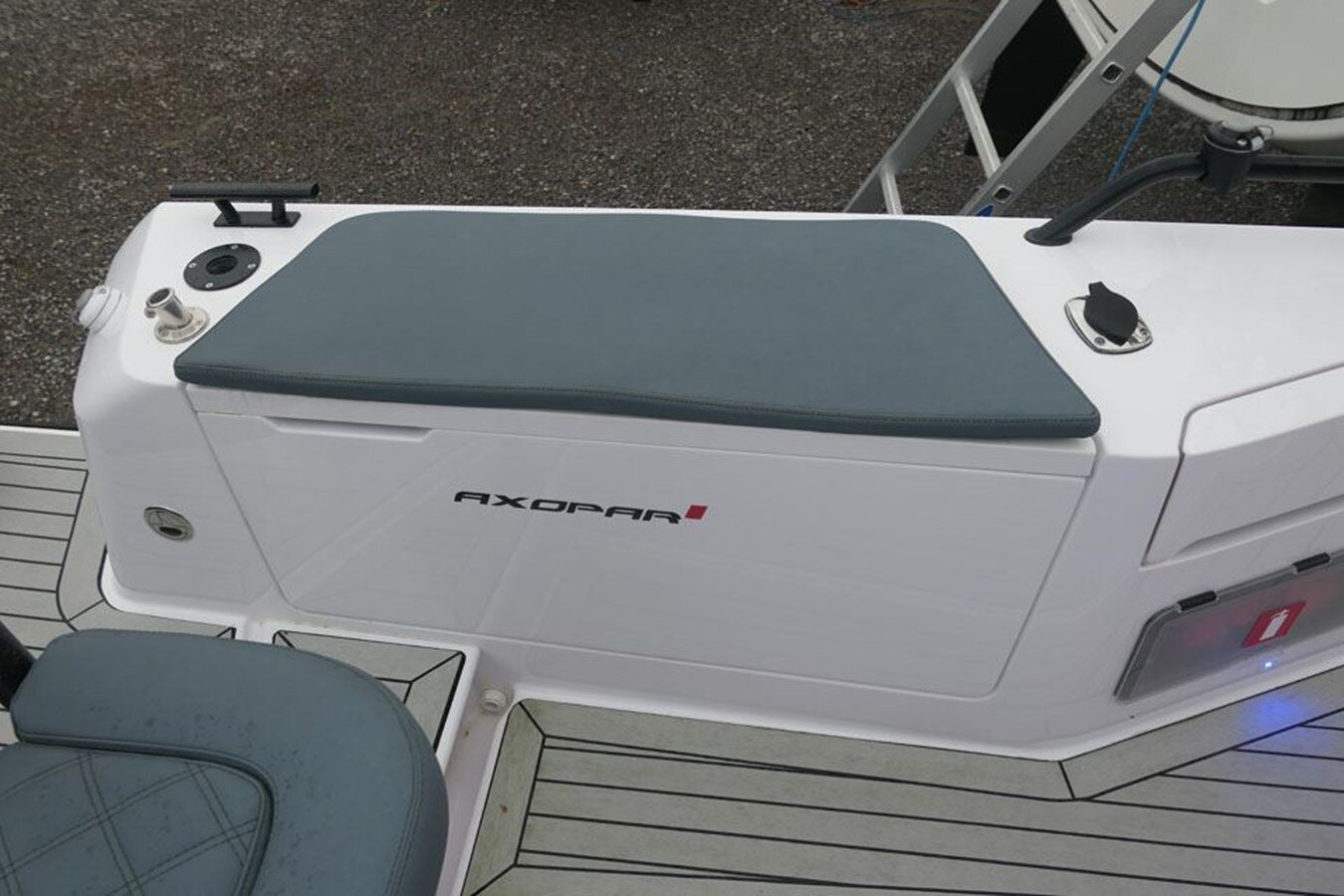 2022-axopar-39-785cea