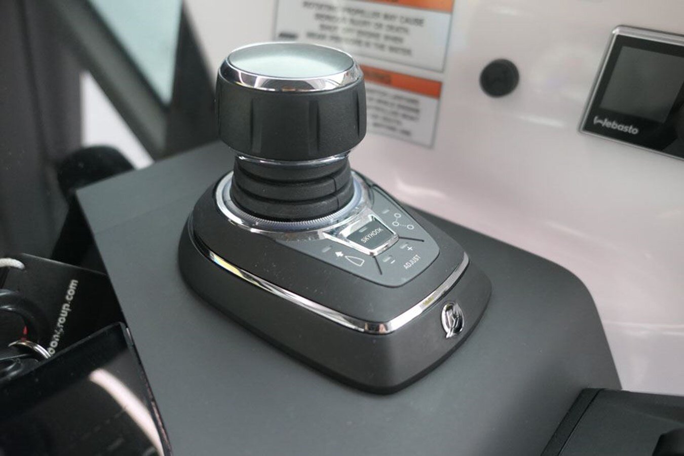 2022-axopar-39-785cea