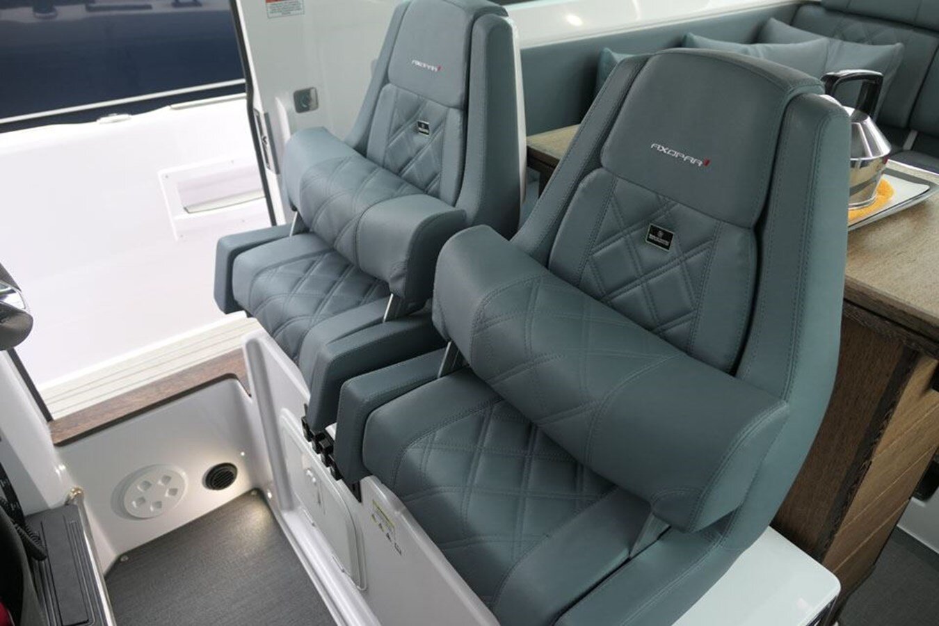 2022-axopar-39-785cea