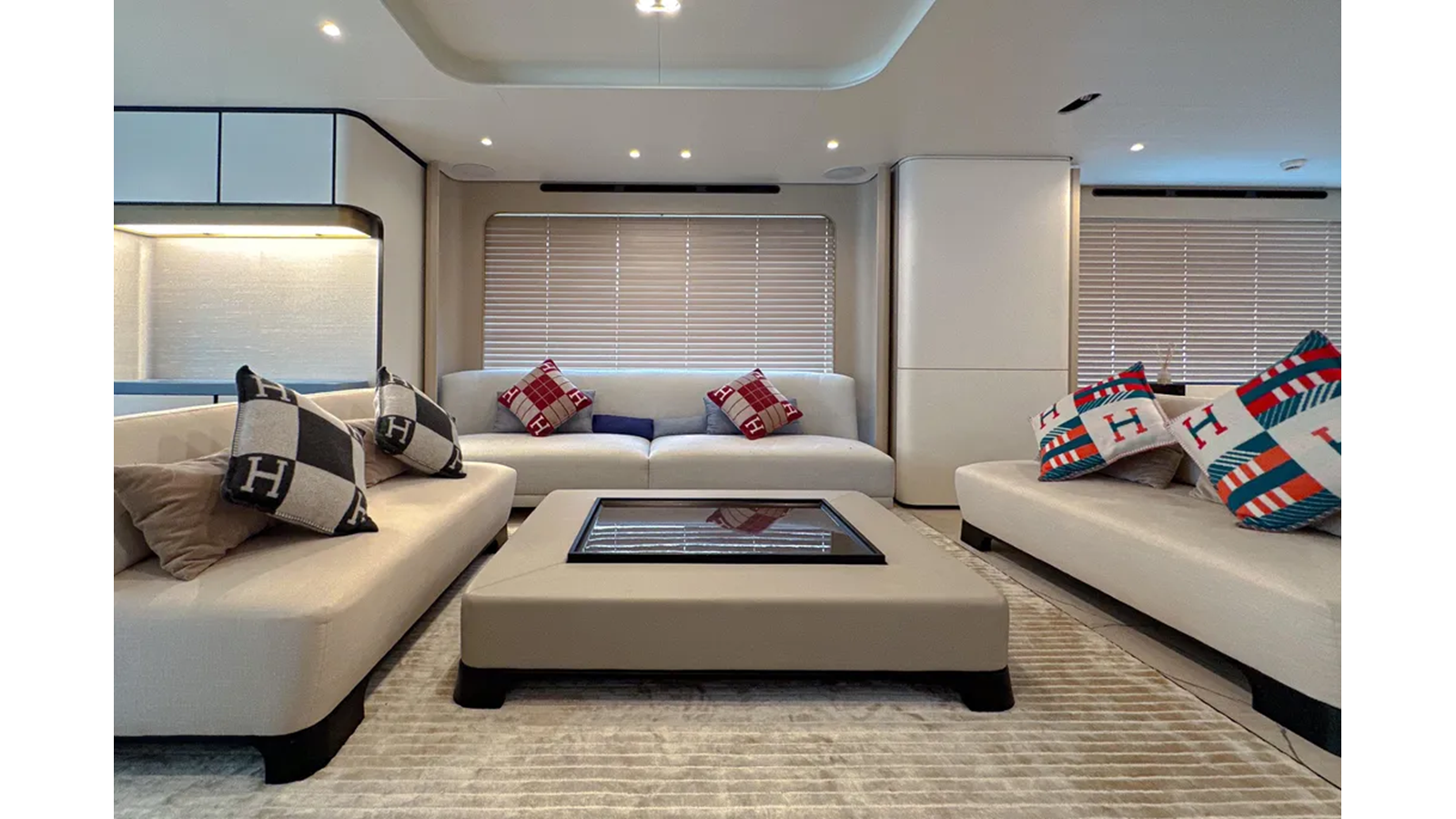 2022-azimut-yachts-104-11-5aefb6