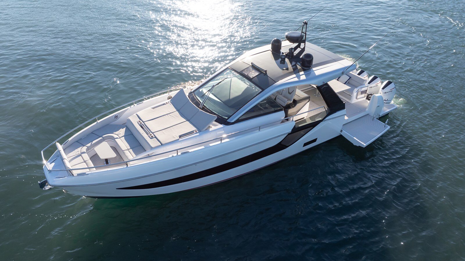 2022-azimut-yachts-47-3227e5