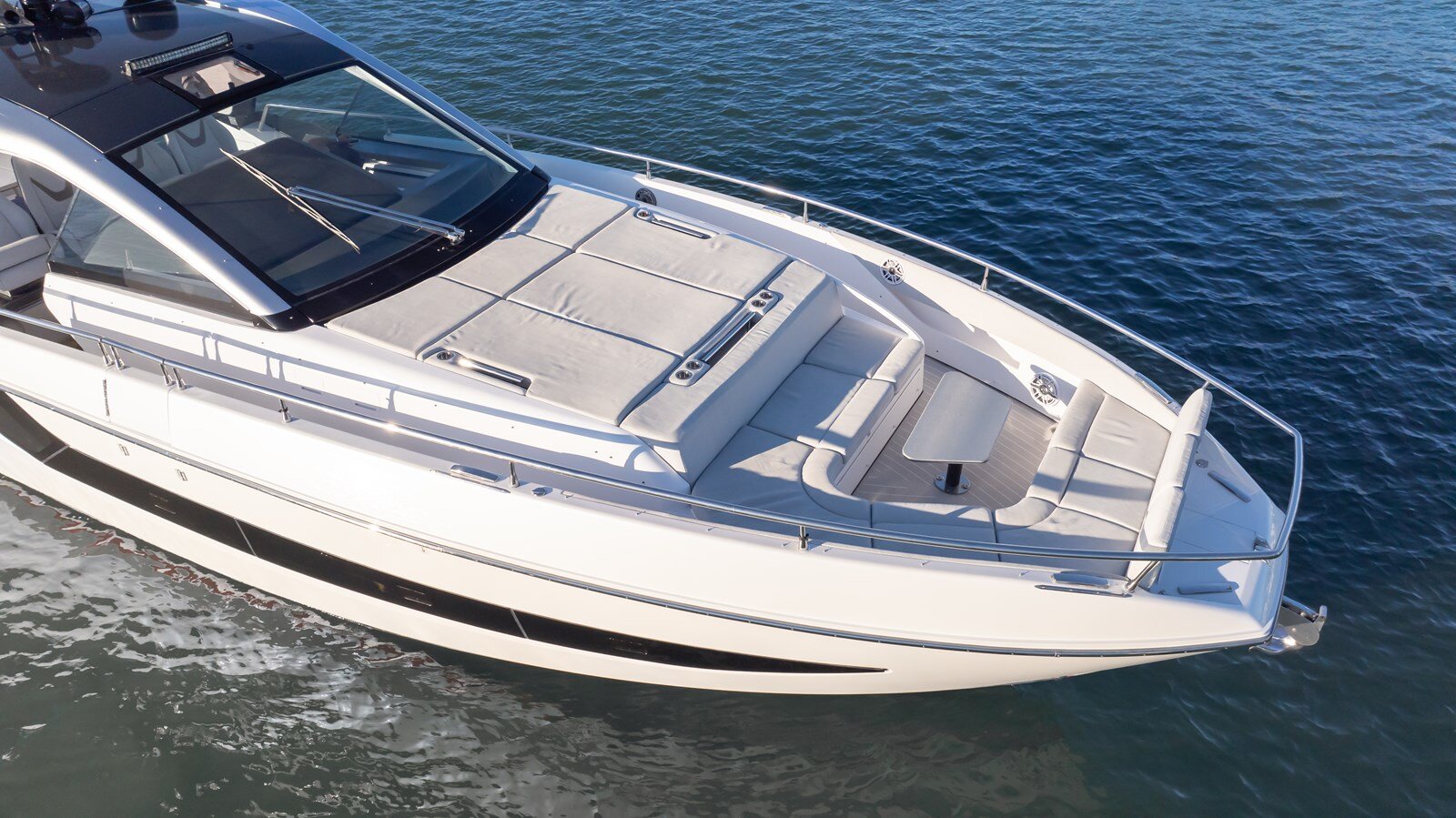 2022-azimut-yachts-47-3227e5