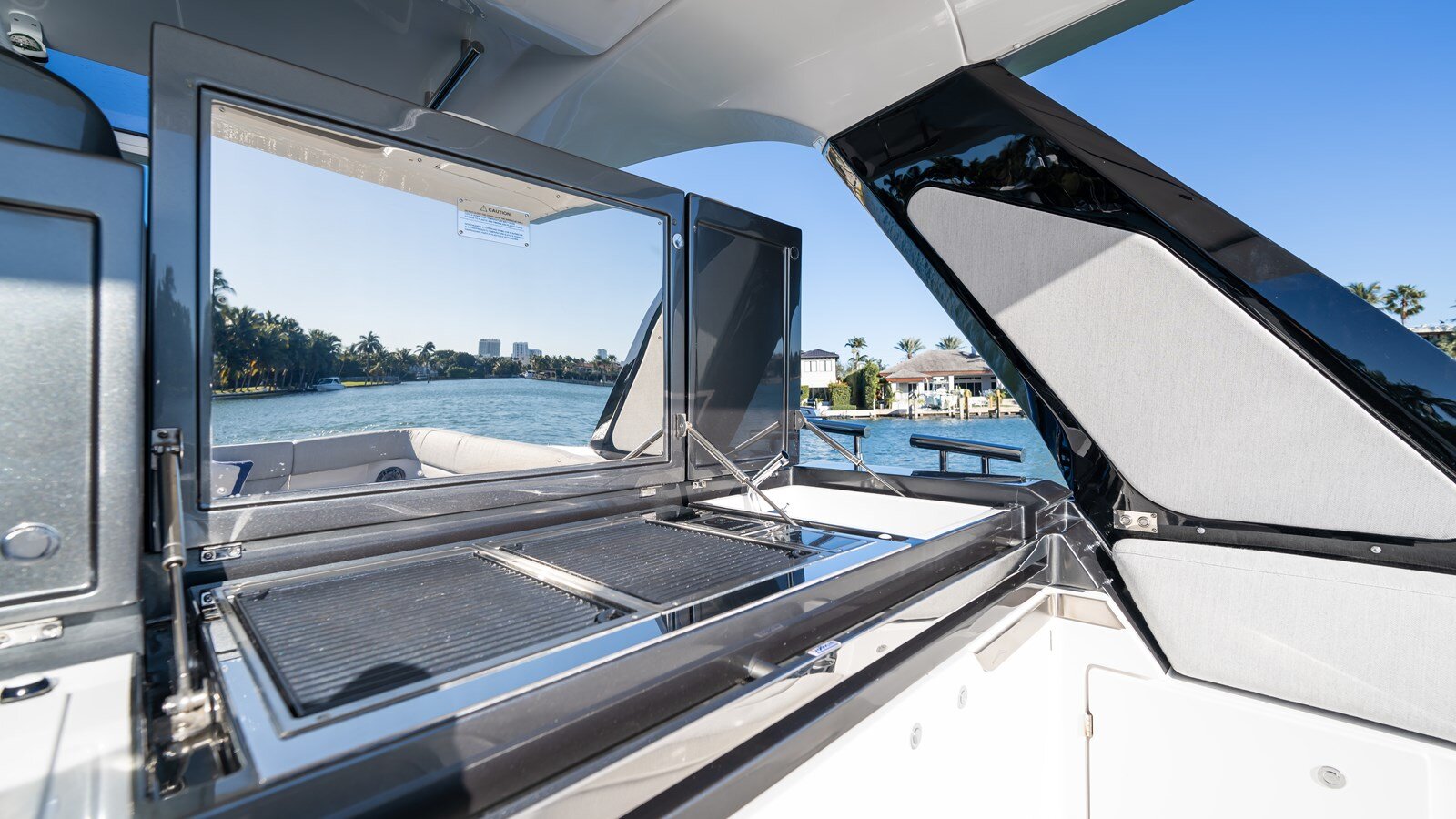 2022-azimut-yachts-47-3227e5