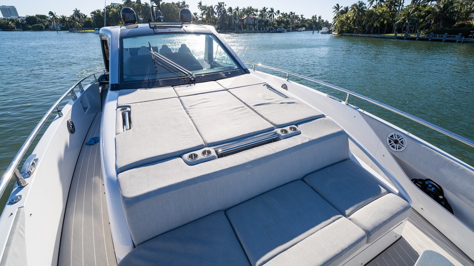 2022-azimut-yachts-47-3227e5