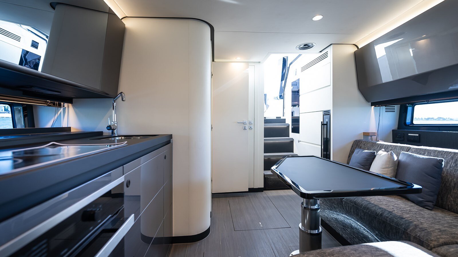 2022-azimut-yachts-47-3227e5