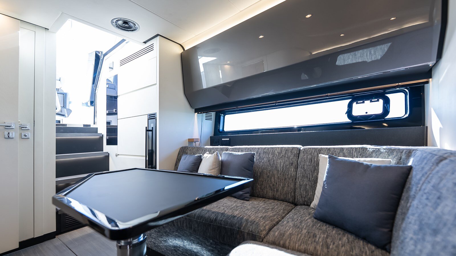 2022-azimut-yachts-47-3227e5