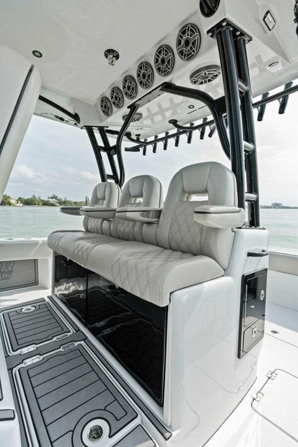 2022-barker-boatworks-40-b86cd6