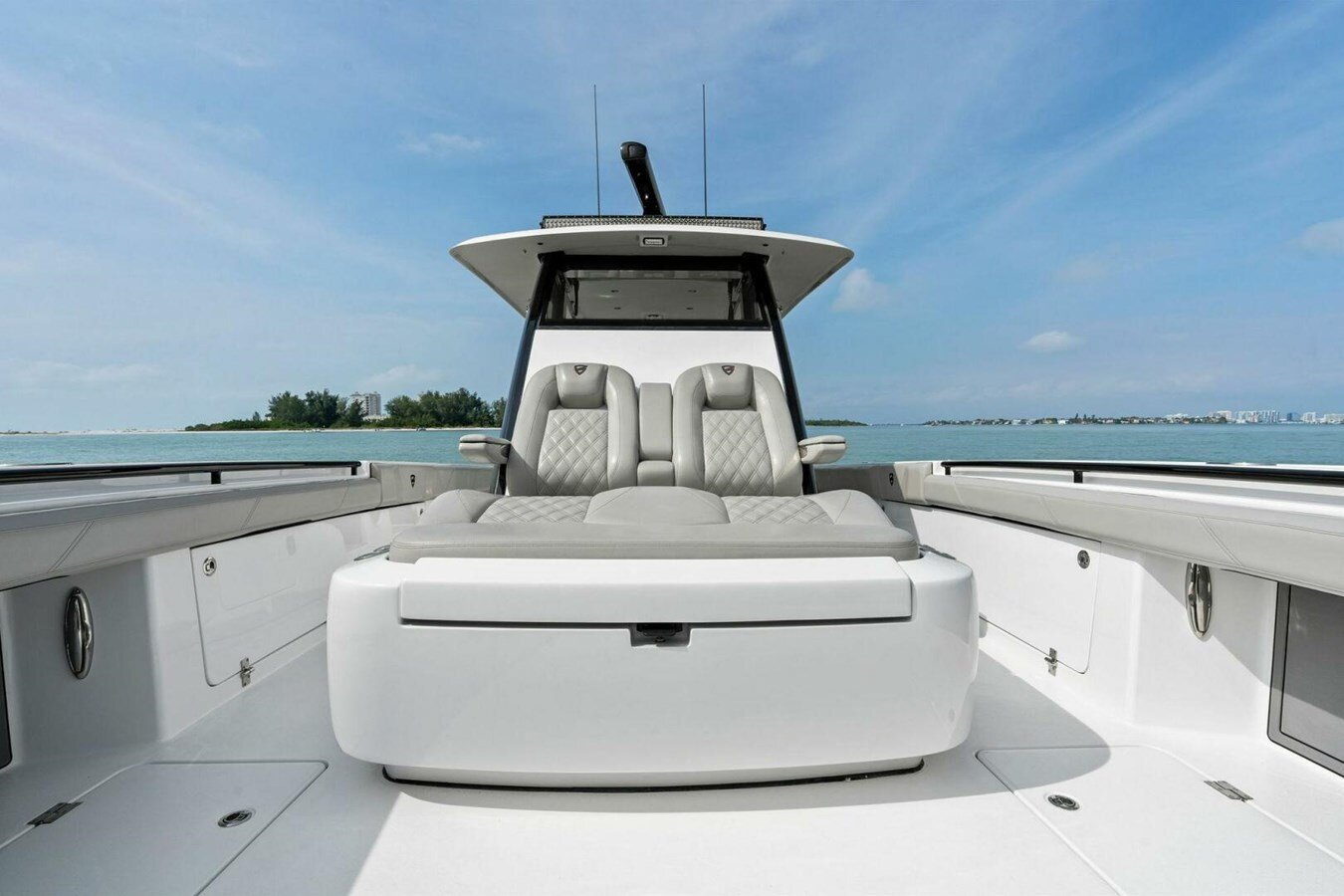 2022-barker-boatworks-40-b86cd6