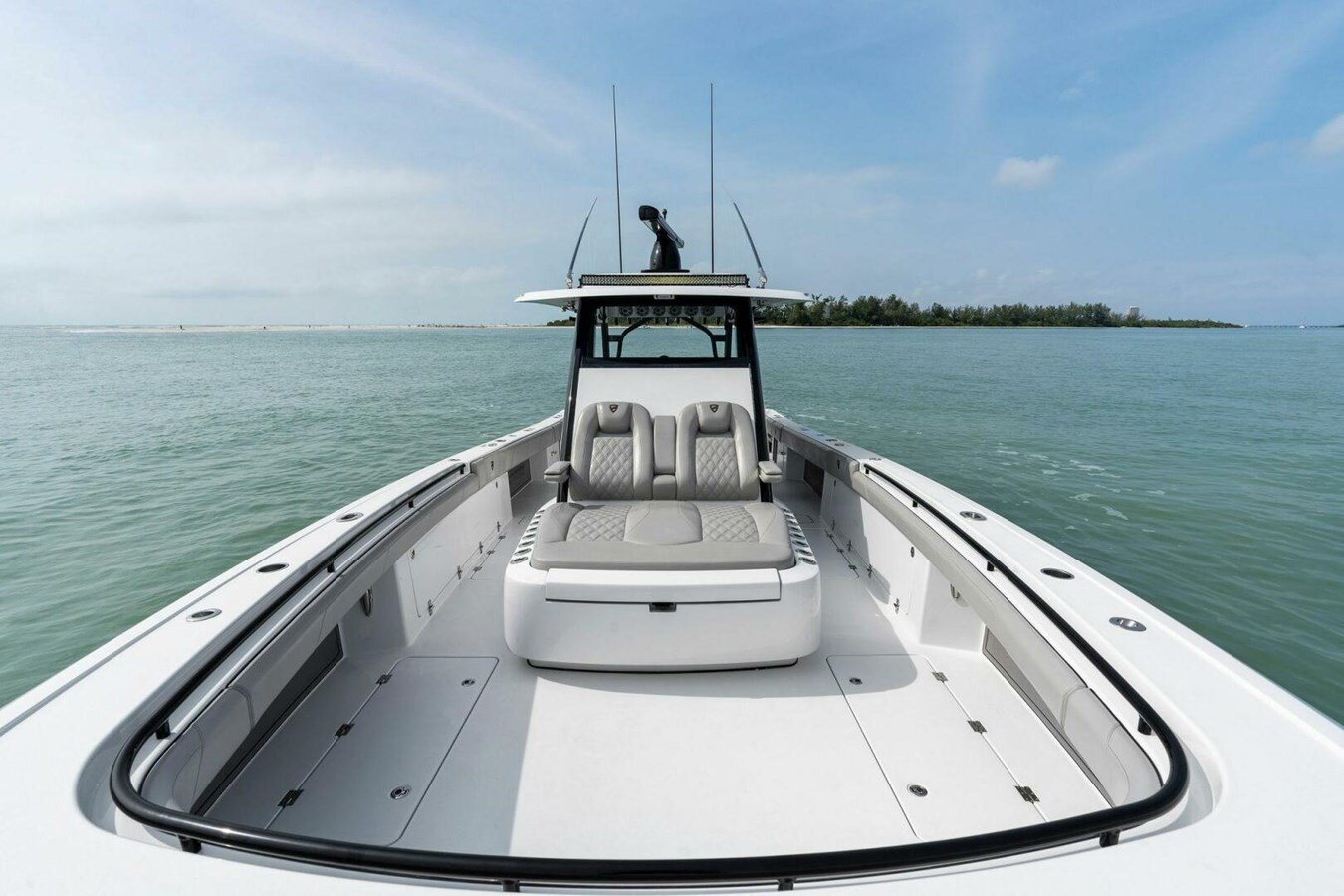 2022-barker-boatworks-40-b86cd6