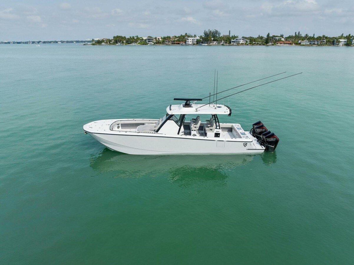 2022-barker-boatworks-40-b86cd6