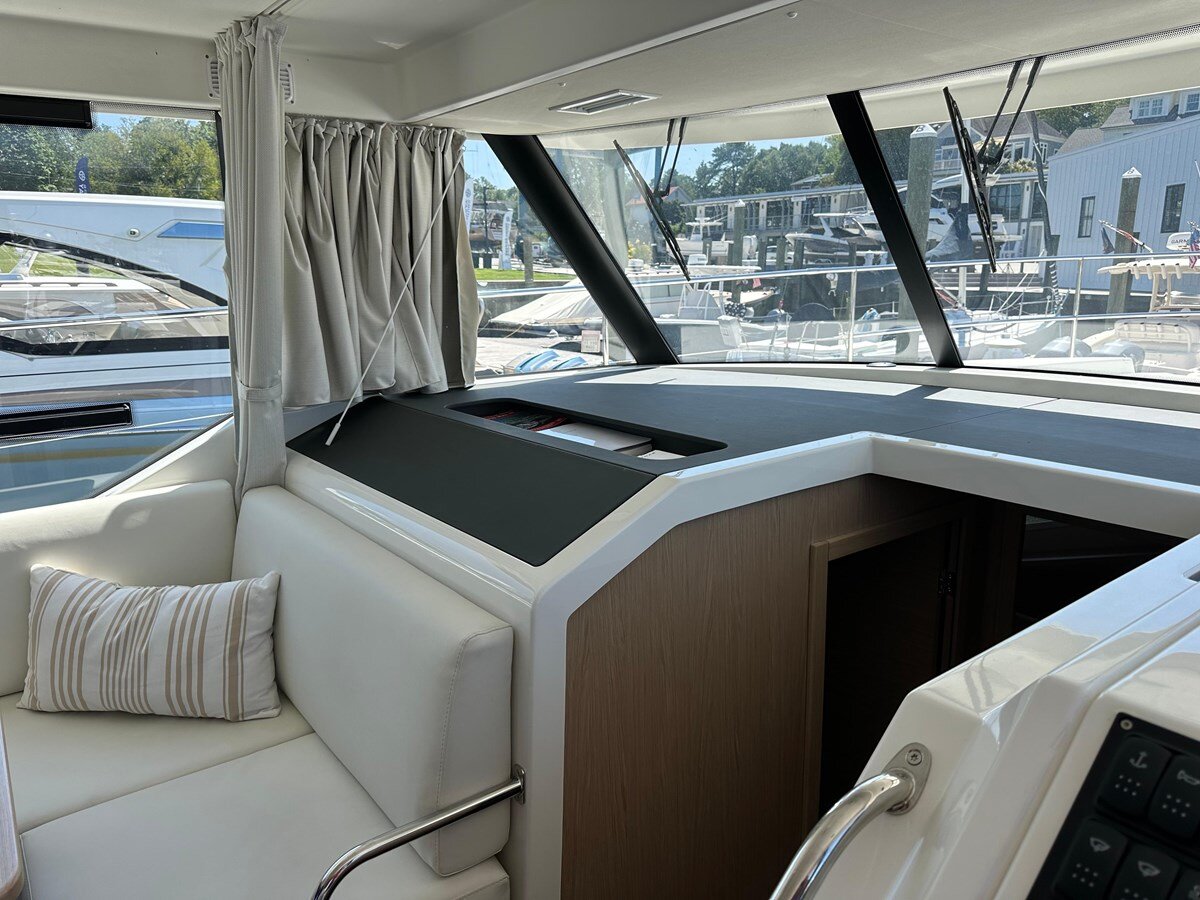 2022-beneteau-41-4d2b65