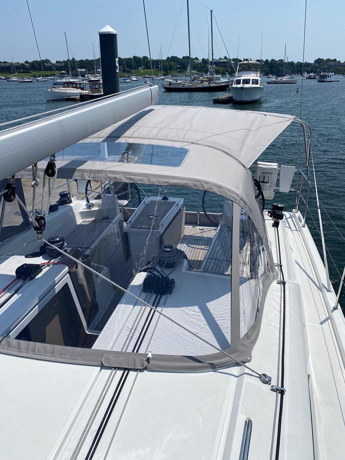 2022-beneteau-42-3-a4e02f