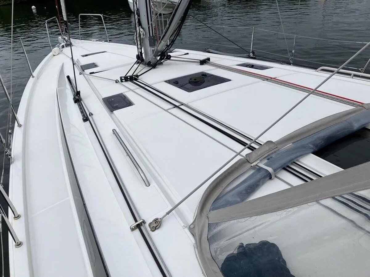 2022-beneteau-42-3-18ebc4