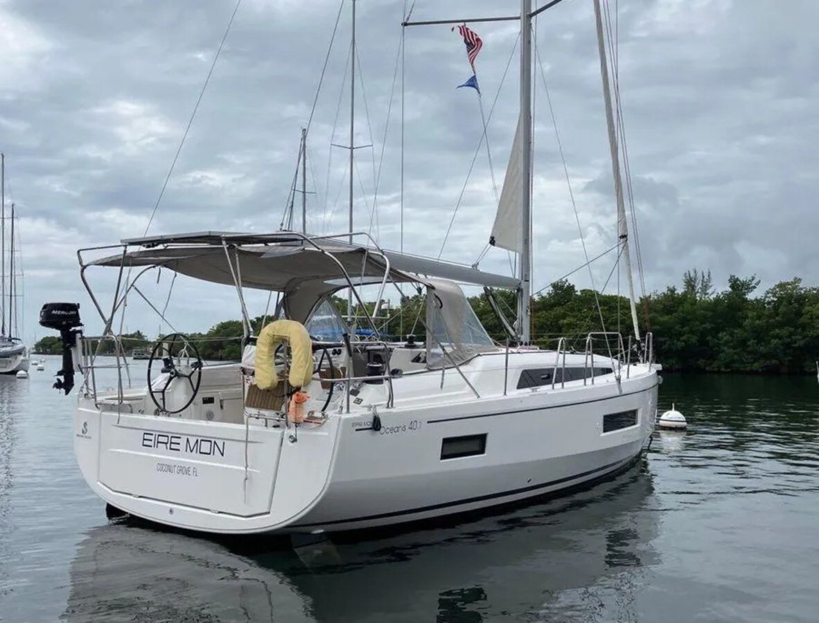 2022-beneteau-42-3-18ebc4