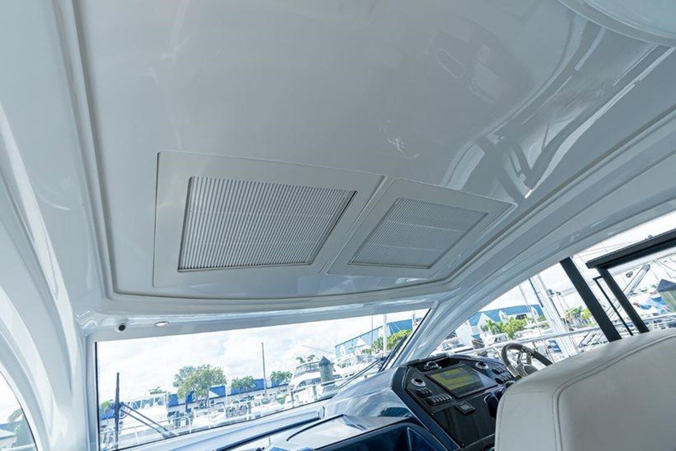 2022-beneteau-45-65fa0b