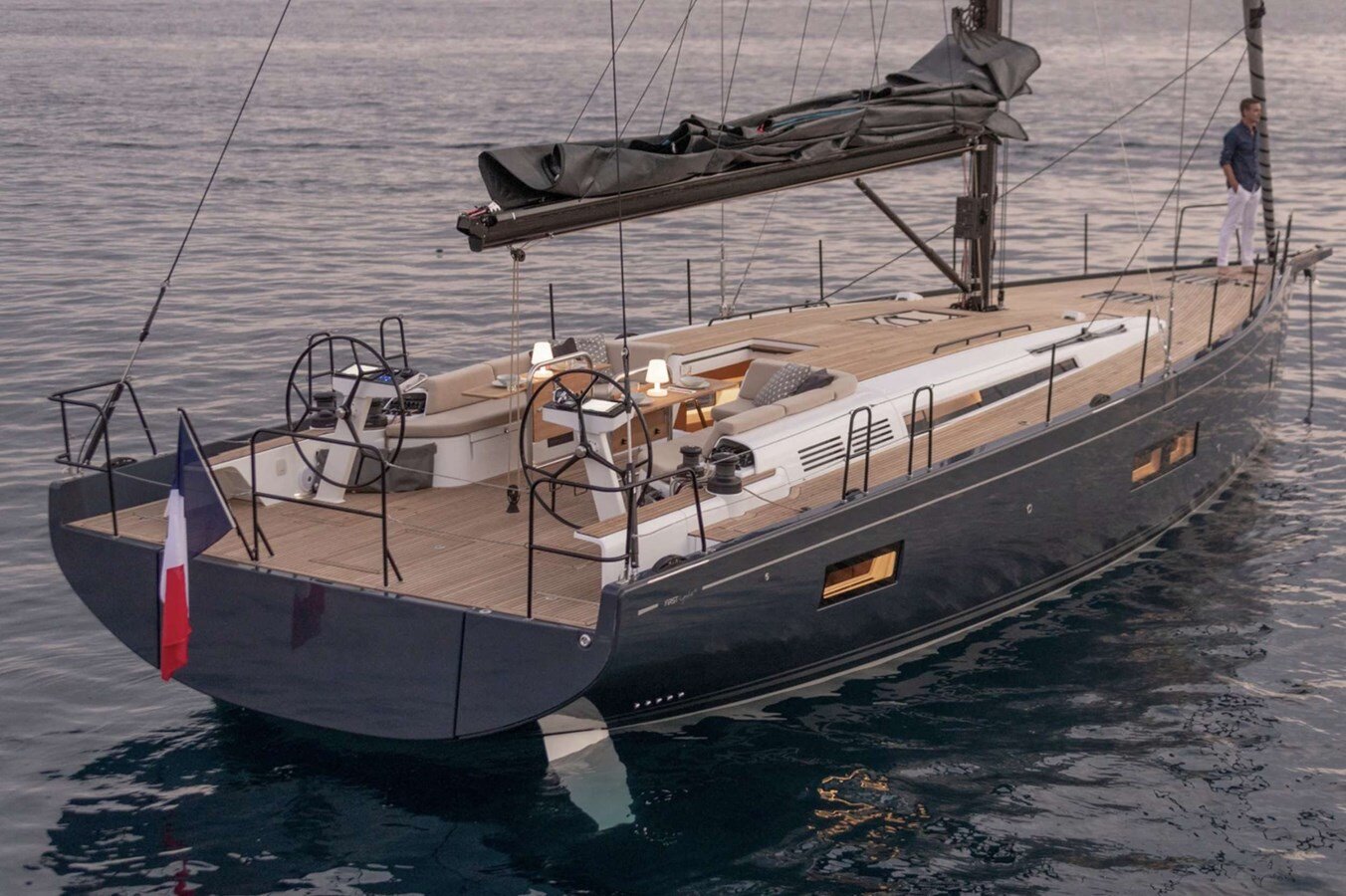 2022 BENETEAU 56'