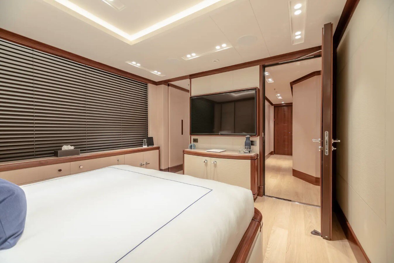 2022 BENETTI 219' 10