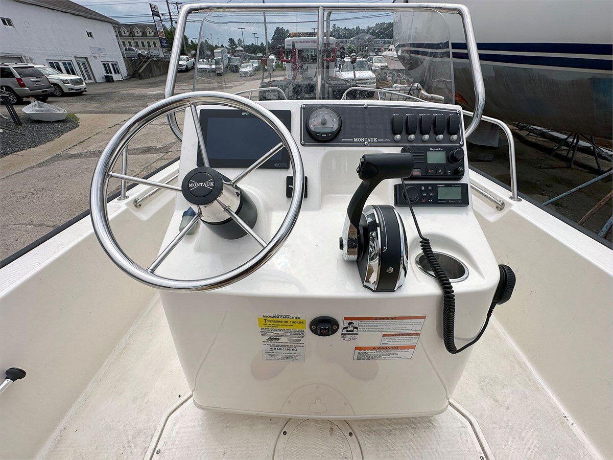 2022-boston-whaler-17-4-8c53c0