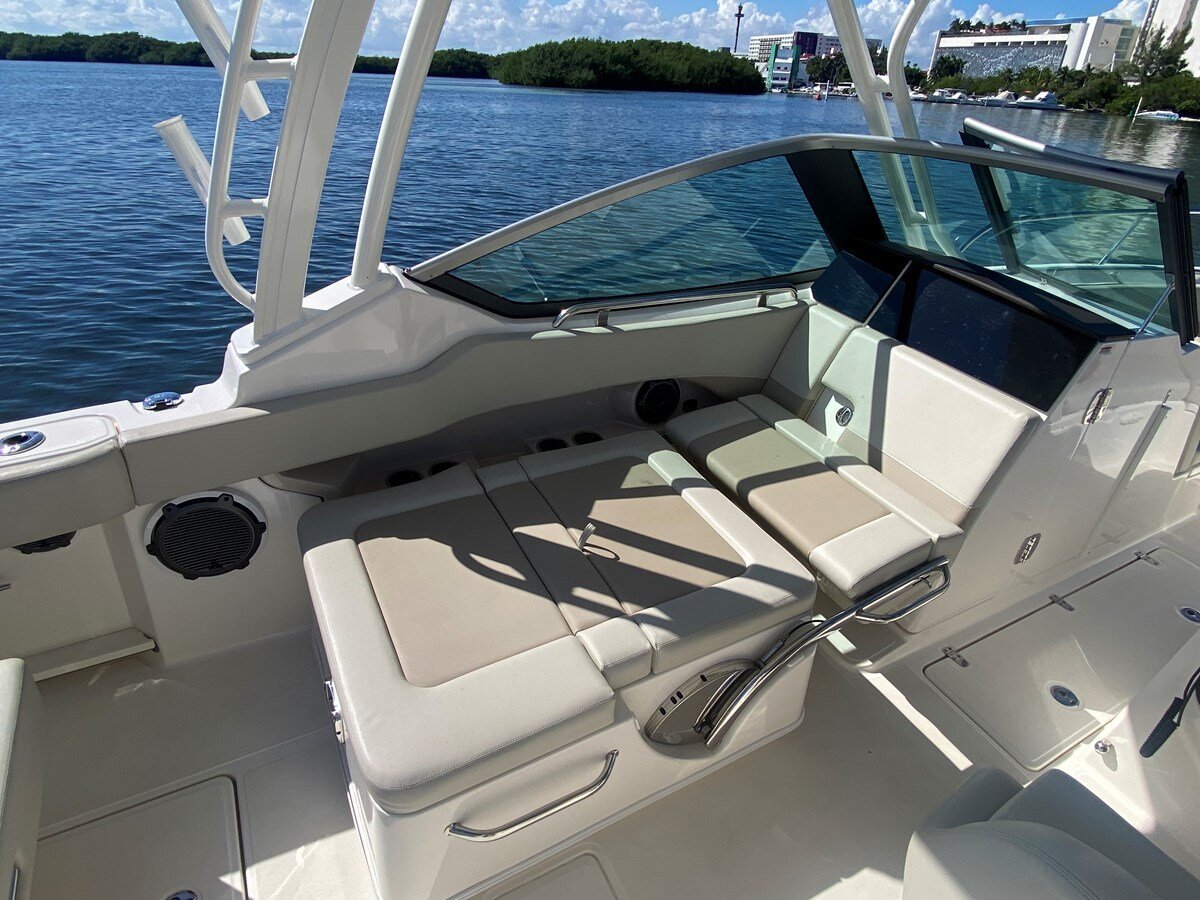 2022-boston-whaler-24-2-9ad01b