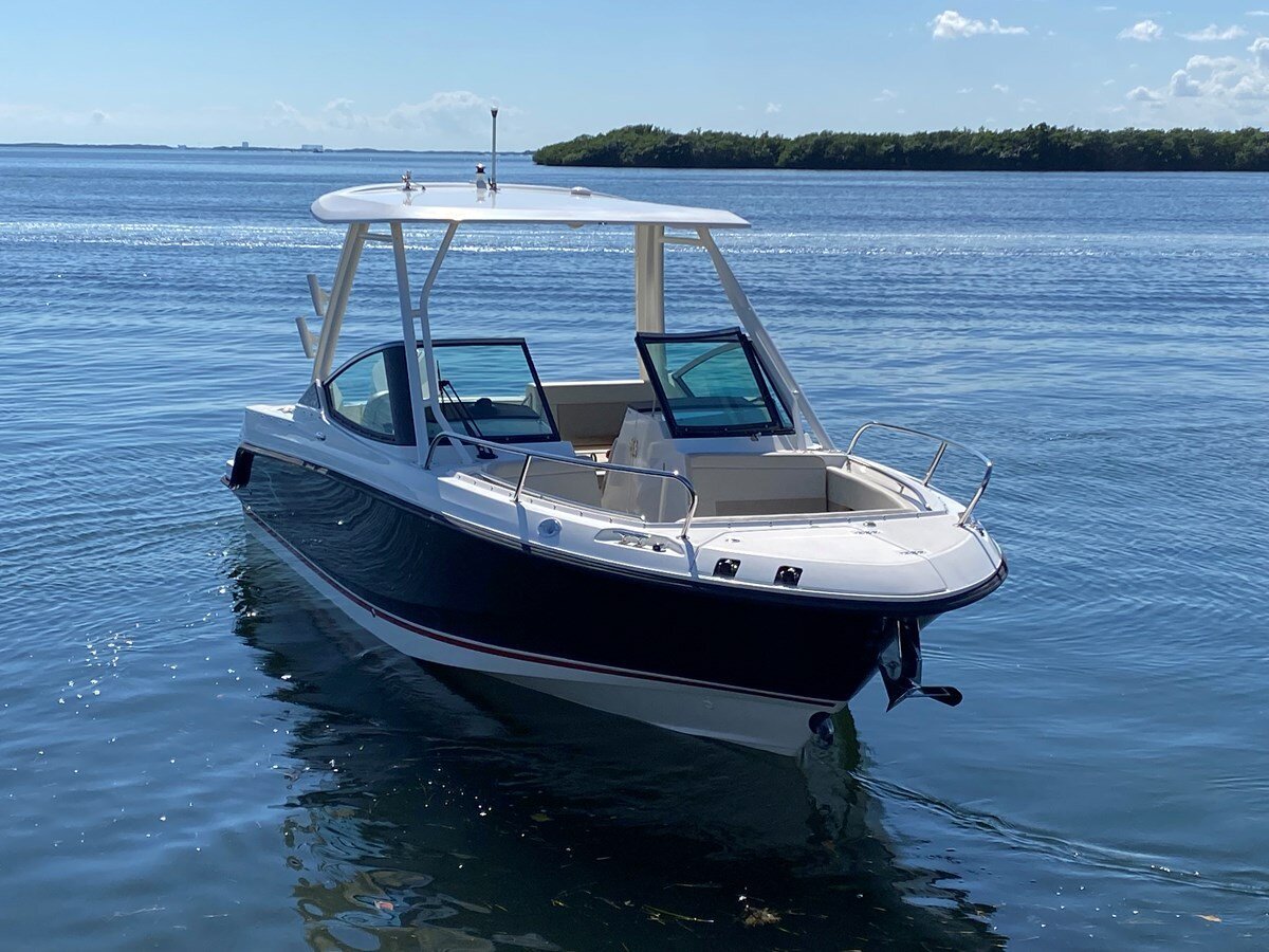 2022-boston-whaler-24-2-9ad01b