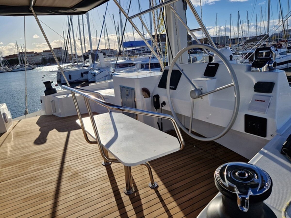 2022-catana-55-6-42704b