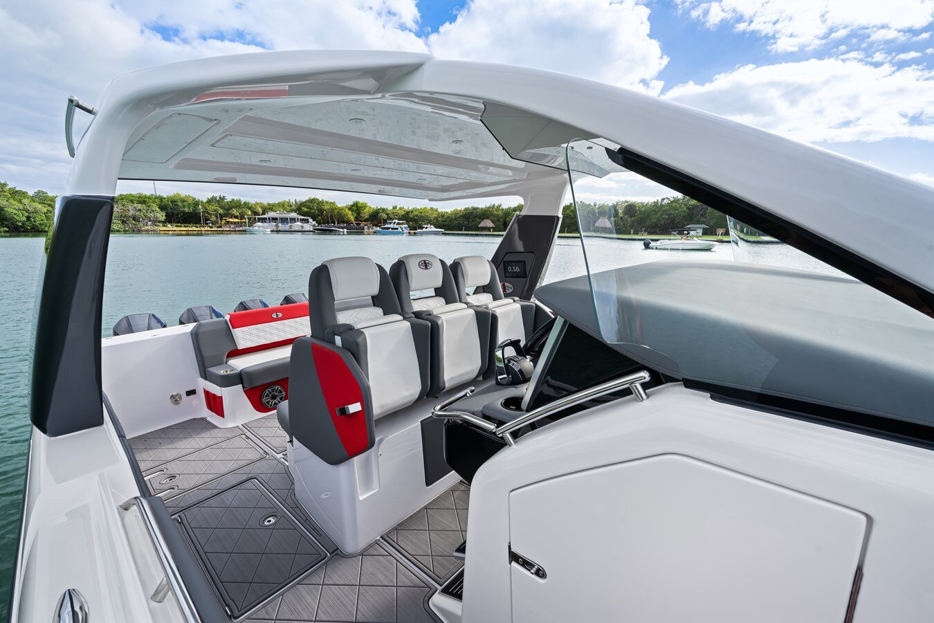 2022-cigarette-42-1-7b6032