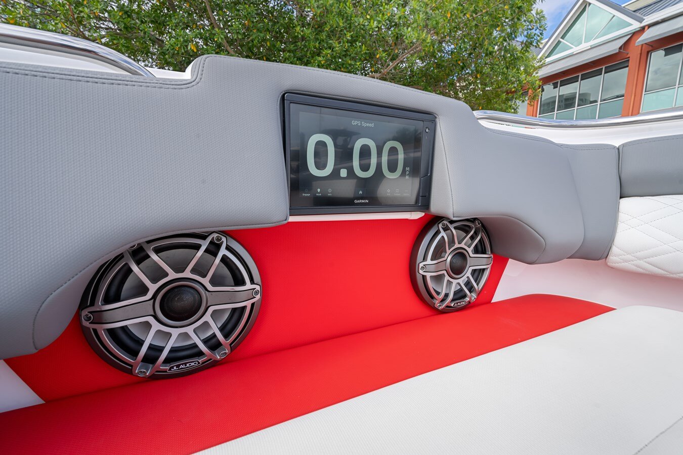 2022-cigarette-42-1-7b6032