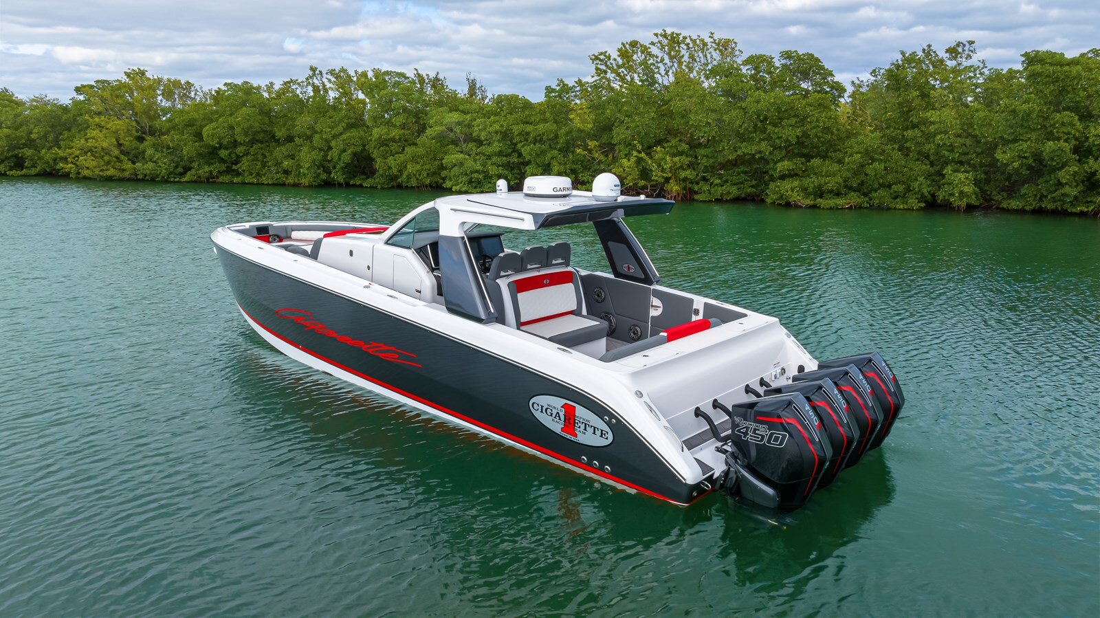 2022-cigarette-42-1-7b6032