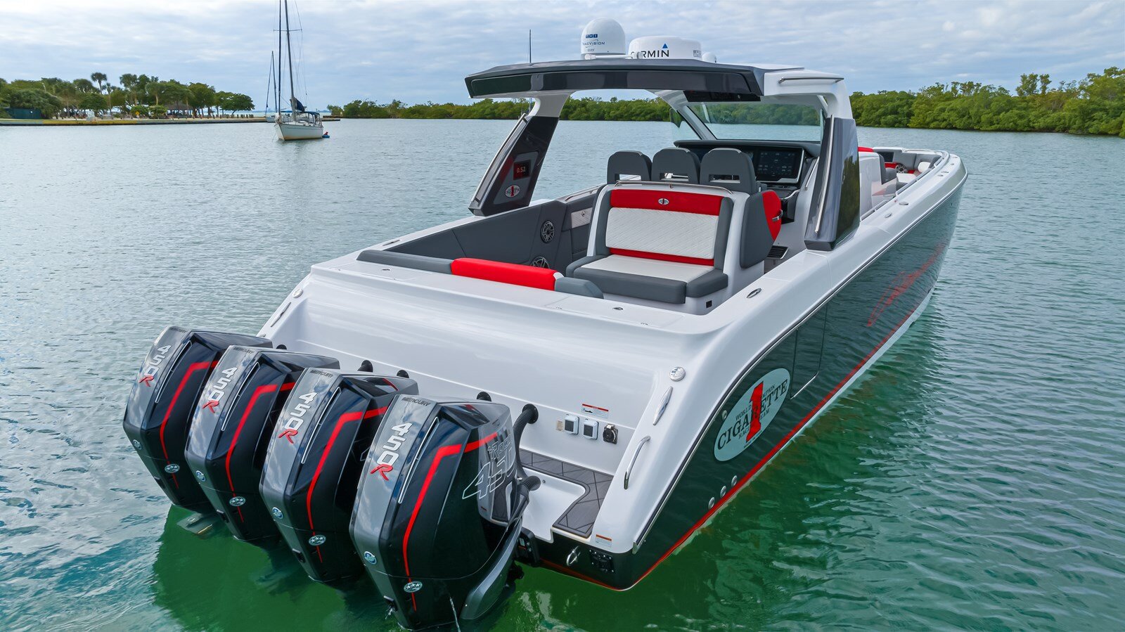 2022-cigarette-42-1-7b6032