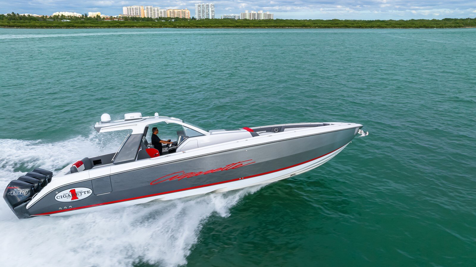 2022-cigarette-42-1-7b6032