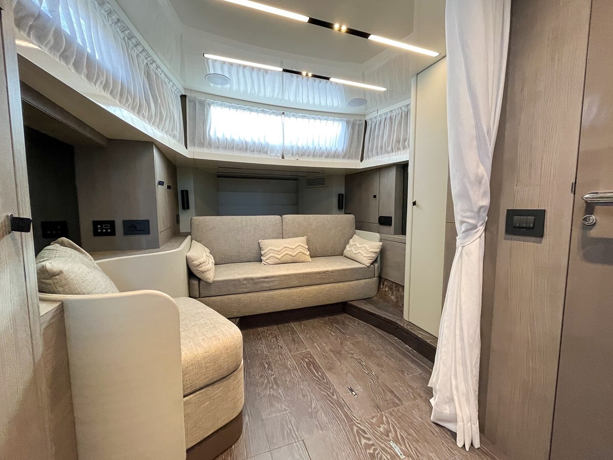 2022-cranchi-46-9-ab3fc6