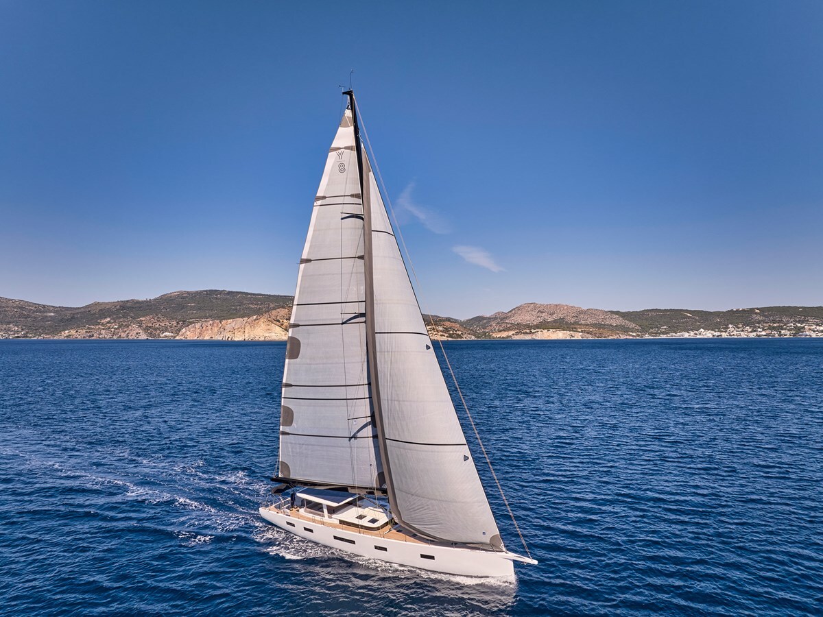 2022-custom-78-9-1f8f32