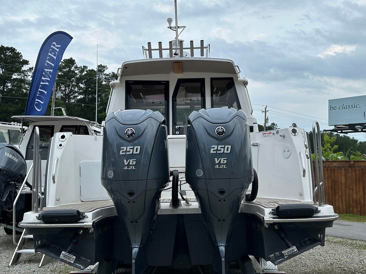 2022-cutwater-28-7b1521