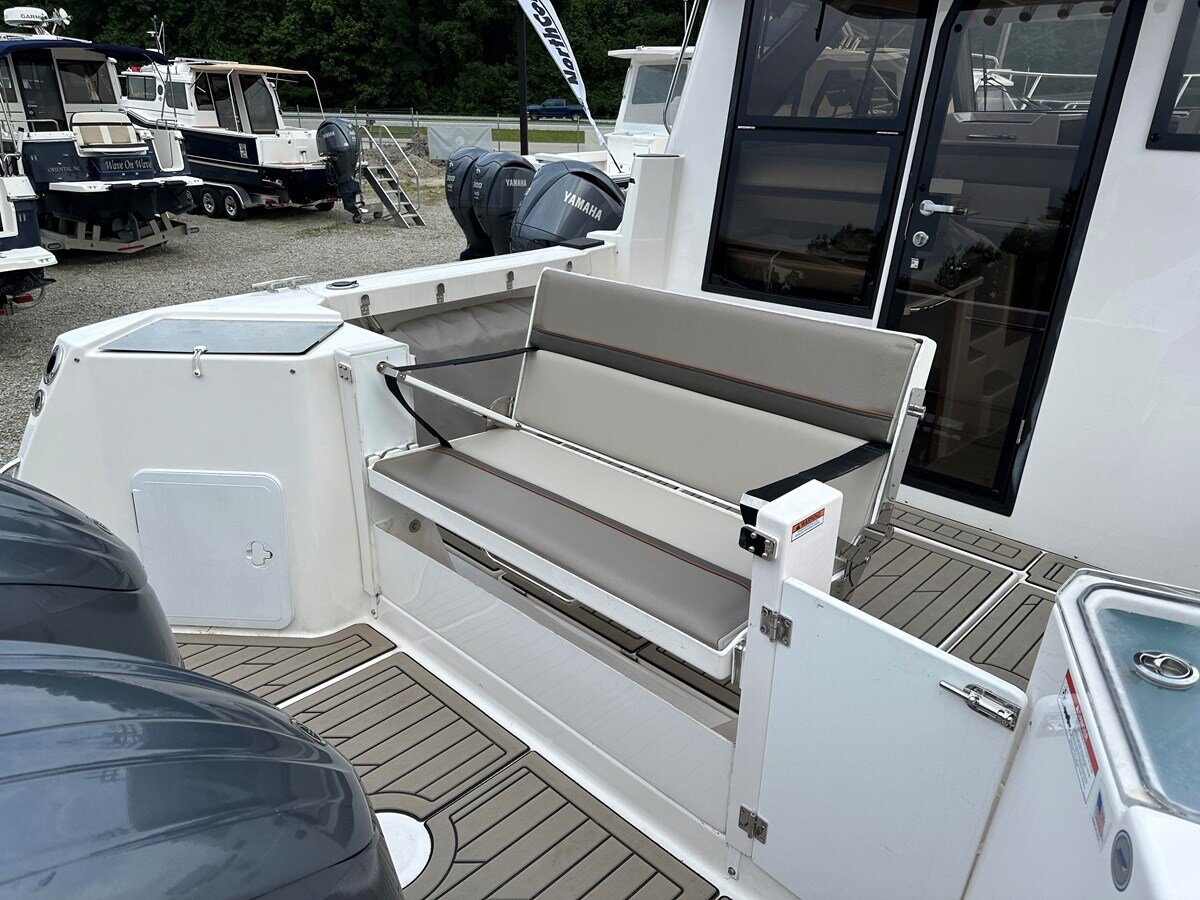 2022-cutwater-28-7b1521