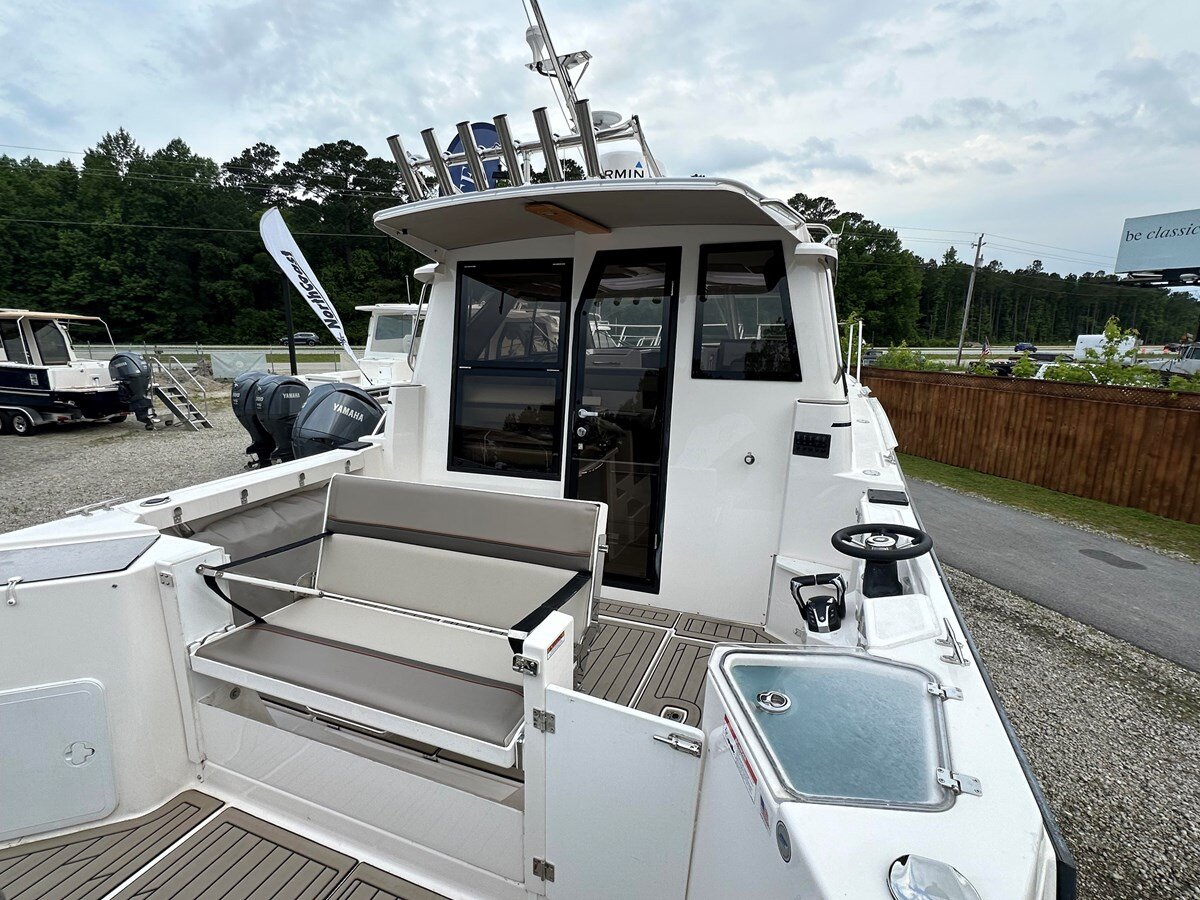 2022-cutwater-28-7b1521