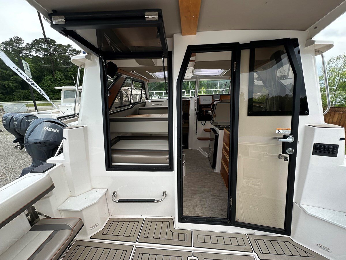 2022-cutwater-28-7b1521