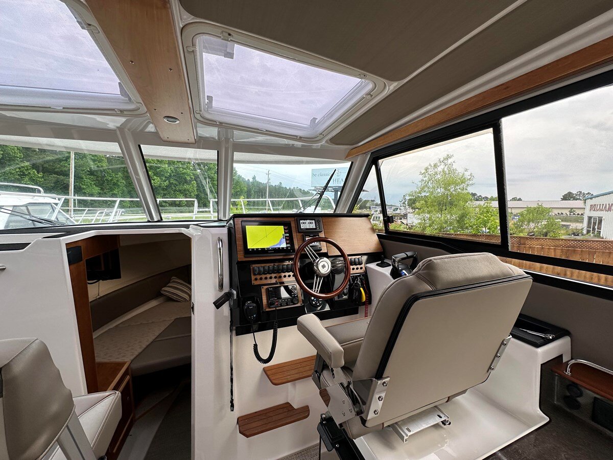 2022-cutwater-28-7b1521