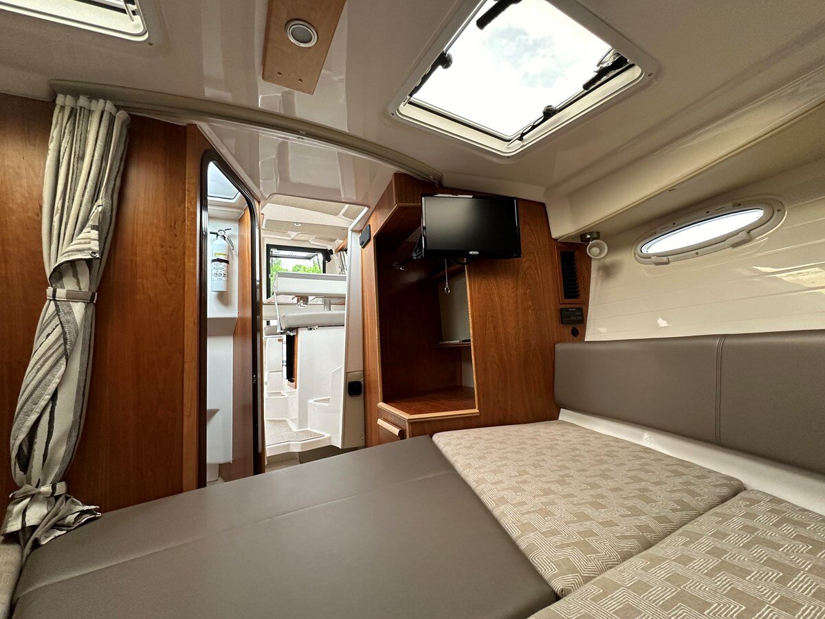 2022-cutwater-28-7b1521