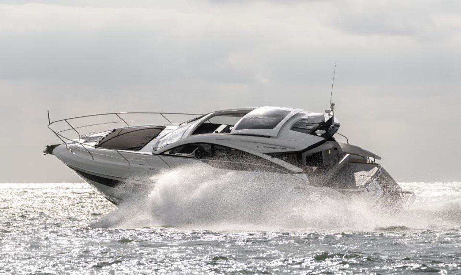 2022-fairline-47-8-442da2