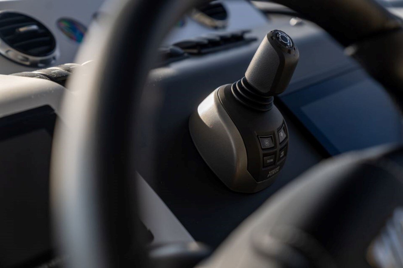 2022-fairline-47-8-442da2