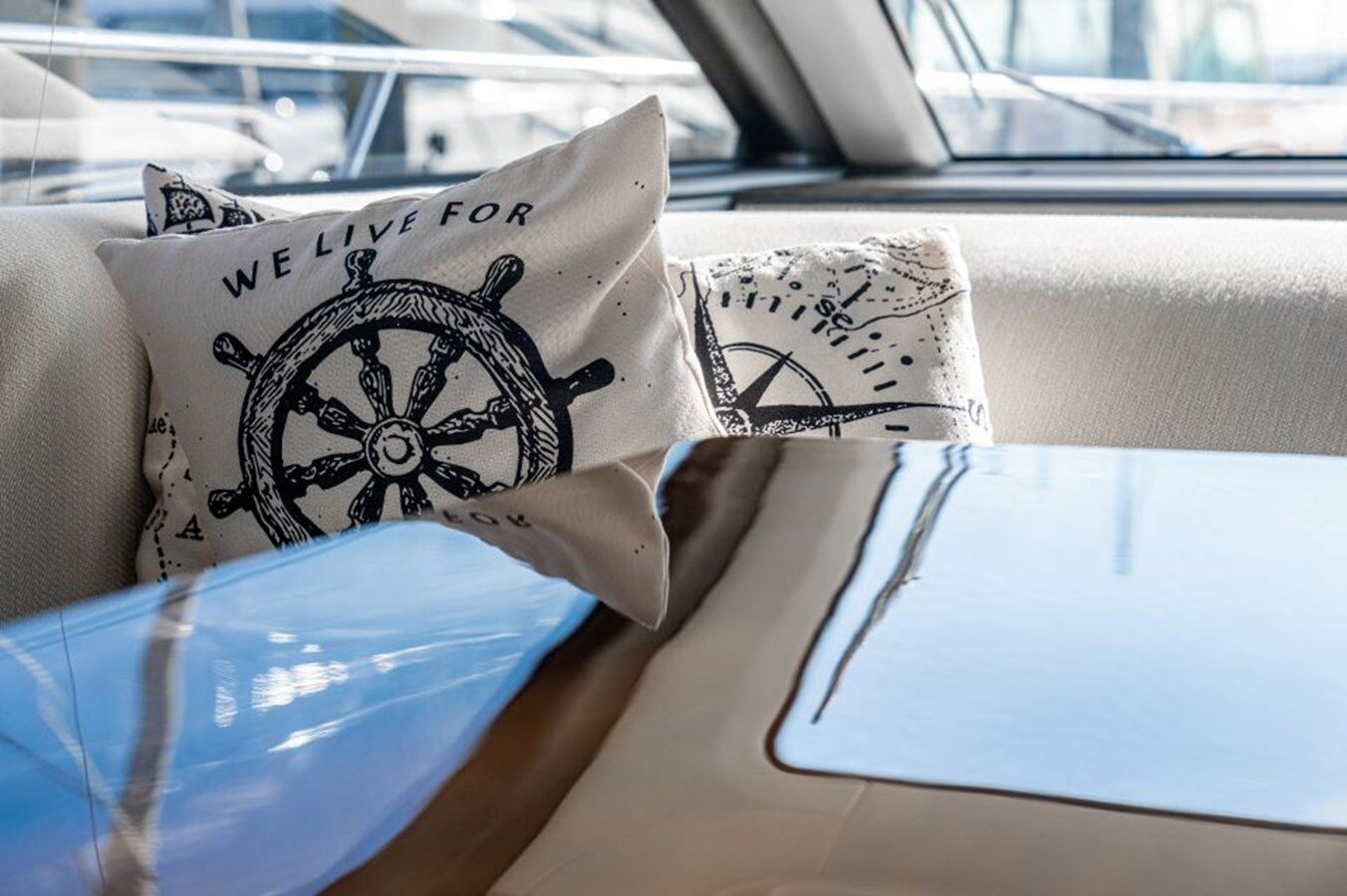 2022-fairline-47-8-442da2