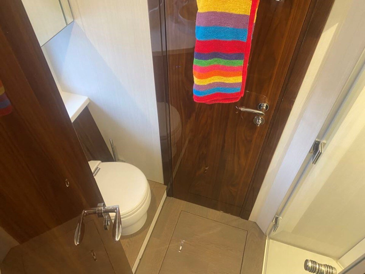 2022-fairline-47-8-442da2