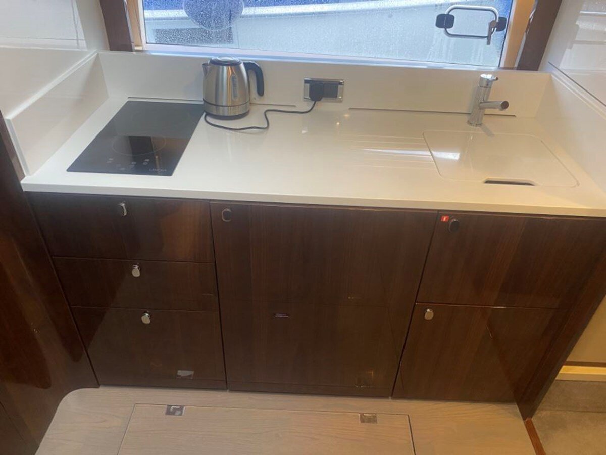 2022-fairline-47-8-442da2