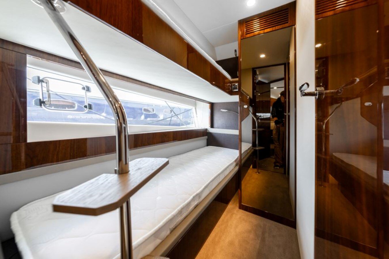 2022-fairline-47-8-442da2